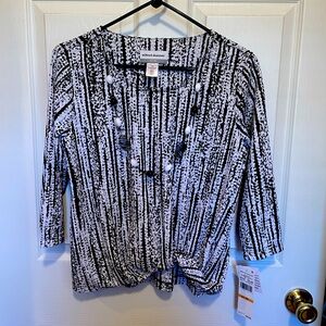 Black/white blouse, size petite small. Never worn.